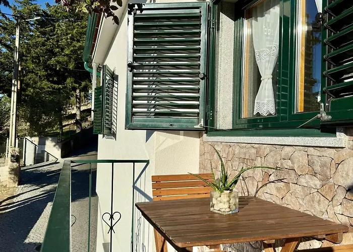 Casa Branca De Oura - Amazing Valley View Holiday home Chaves