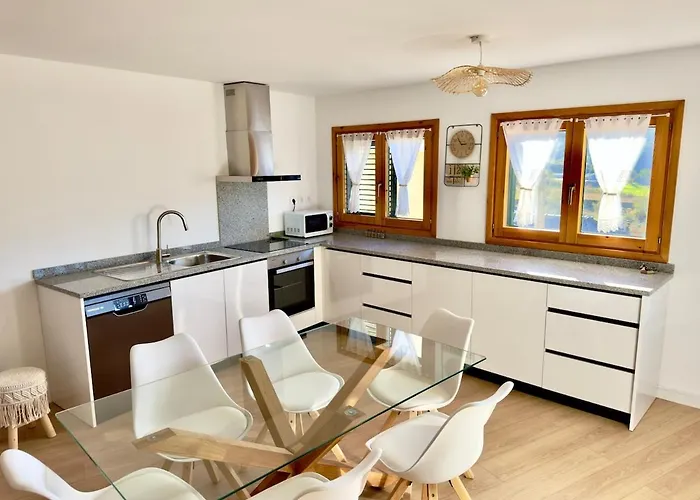 Casa Branca De Oura - Amazing Valley View Holiday home Chaves